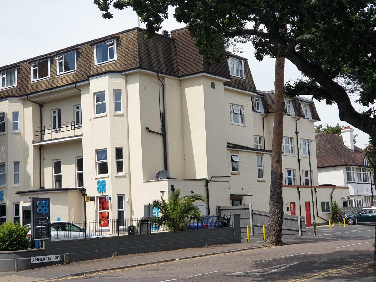 Close To Beach And Town Square Bournemouth Exterior foto